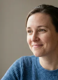 Olivia P., verified DoMyHomework writer